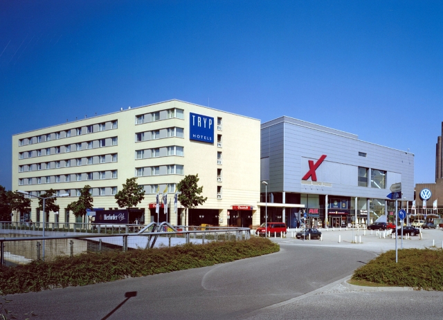 Wolfsburg CINEMAXX + TRYP Hotel